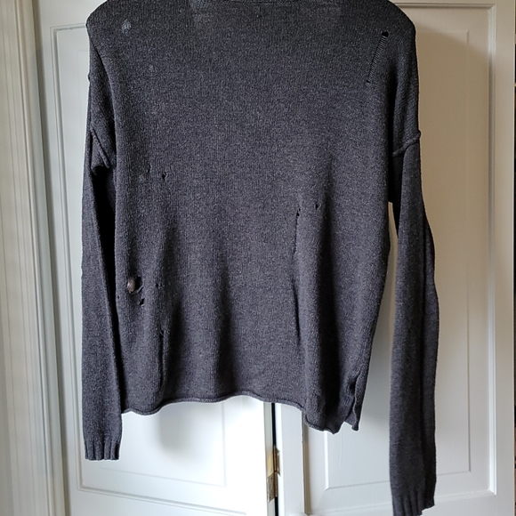American Eagle V-neck Destructed Grey Sweater Smal - Picture 2 of 2